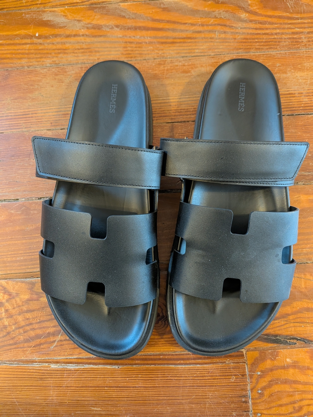 AUTHENTIC Hermes Cypher Men’s Black Calf Leather Oran Slide Sandals